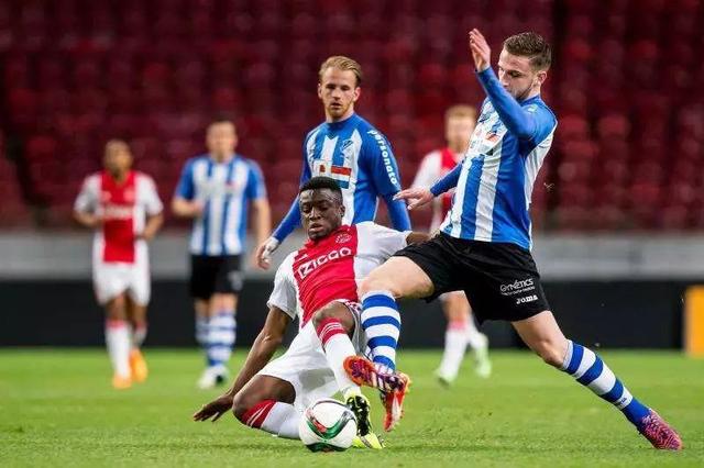 强的防守以 强的防守以