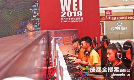 这一令人惊 这一令人惊