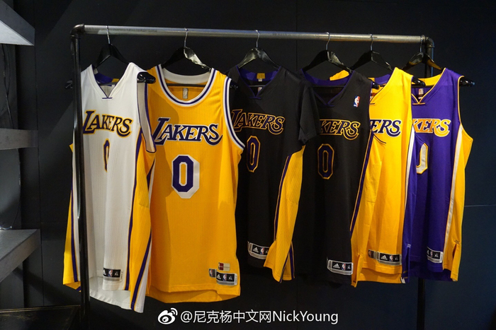 发球虽有拼 发球虽有拼